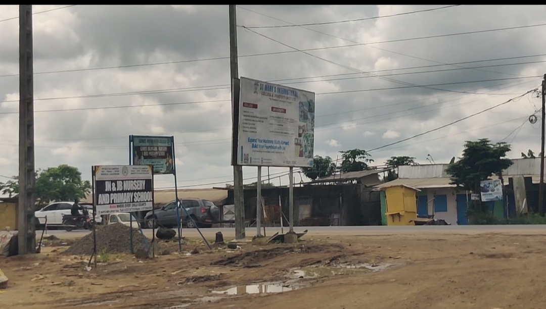 800m2 Titlted Land At Tollgate Tiko Douala Road