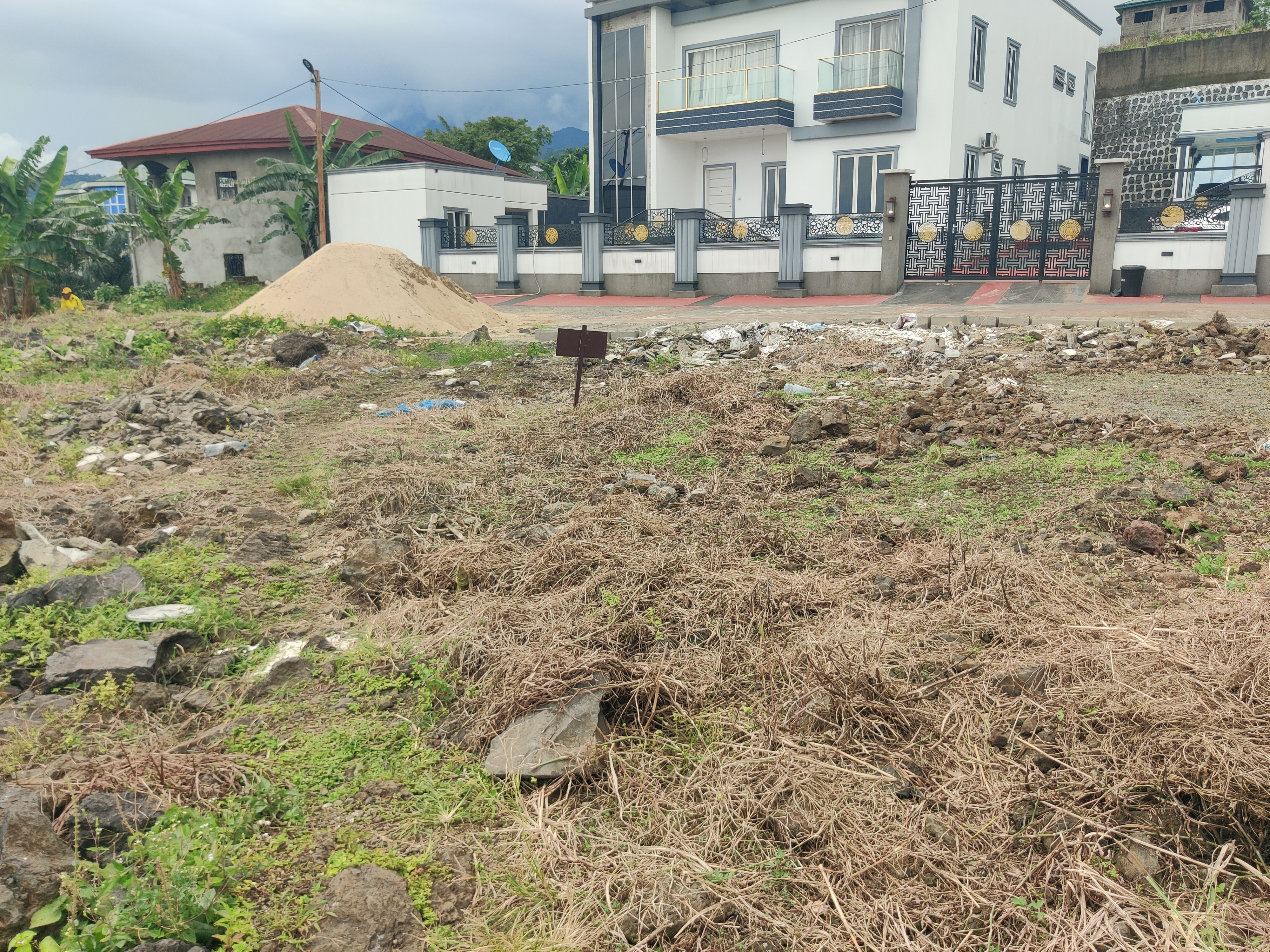 An Attractive 400m2 Land At Karata Limbe